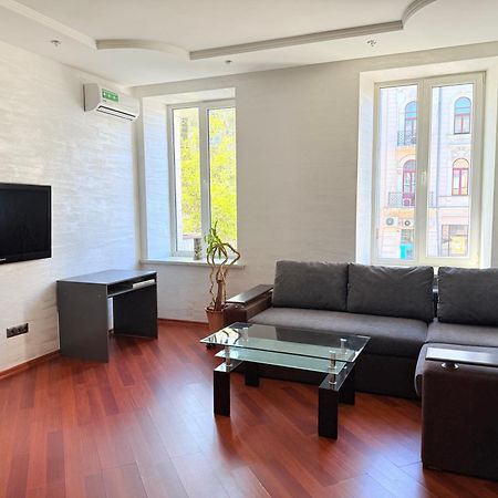 Светлая Квартира Apartamento Odesa Exterior foto