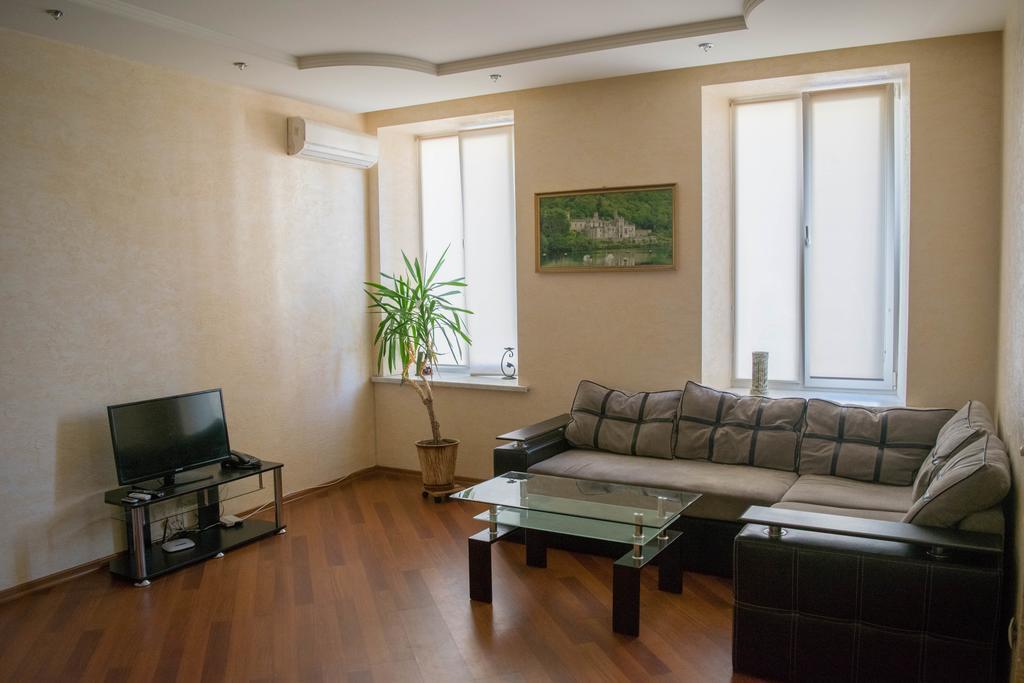 Светлая Квартира Apartamento Odesa Exterior foto